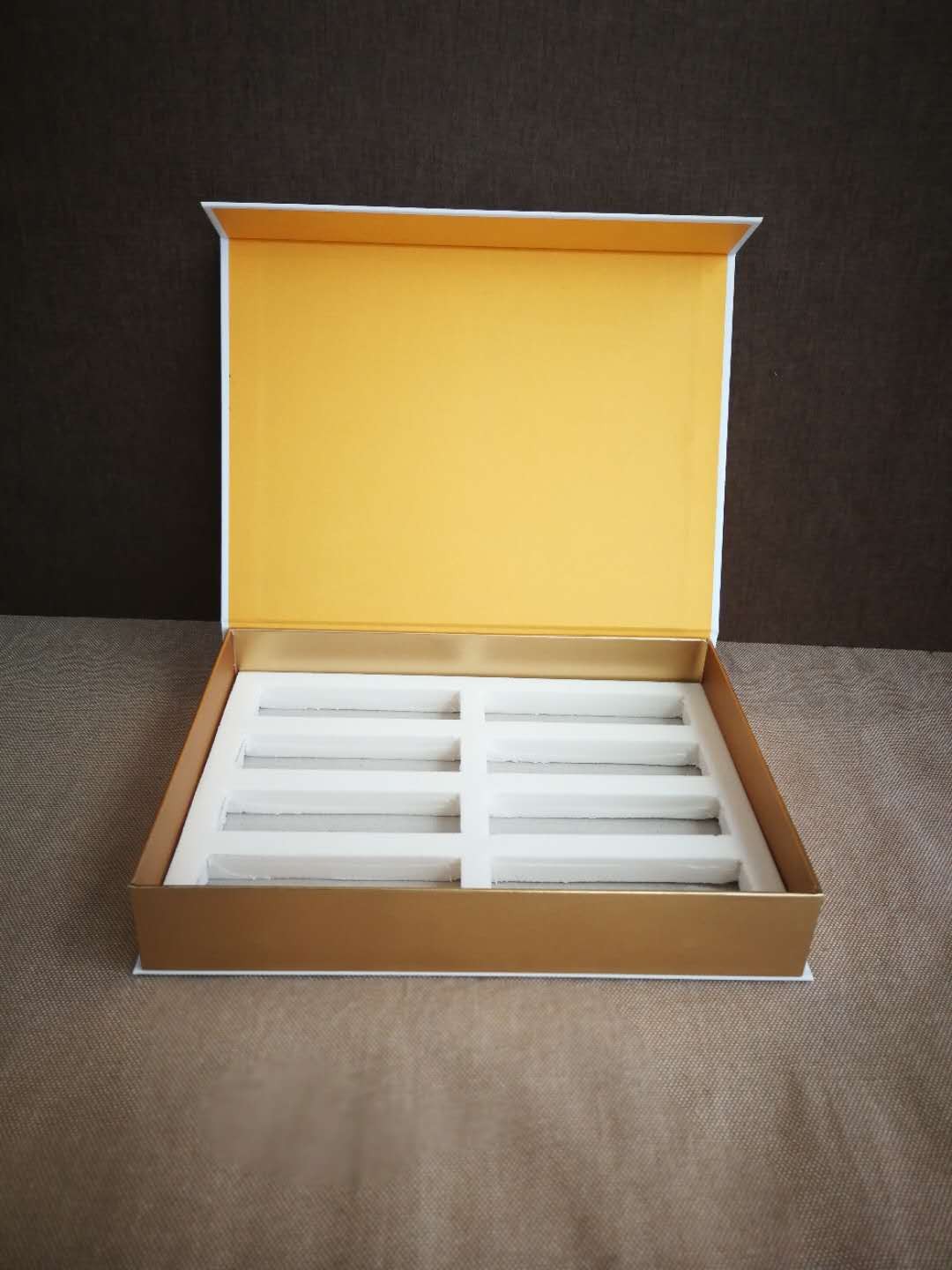 讓保健品包裝盒代替產(chǎn)品來說話，鄭州禮盒廠家做到了